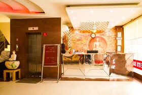Roomshala Hotel RTS