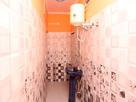 Yadav Hotel By OYO Rooms