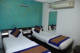 Airport Hotel Golden Jindal