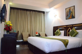 Airport Hotel Grand