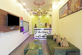 Airport Hotel Redstone
