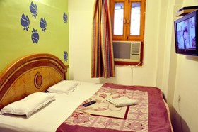 Anoop Hotel