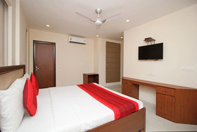 Blu Pebbles Hotel