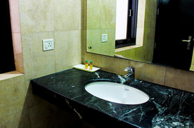 Collection O 30029 Jasola Vihar