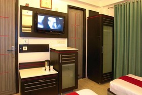Suncourt Corporate