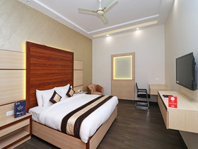 Green Palms Hotel