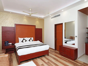 Green Palms Hotel