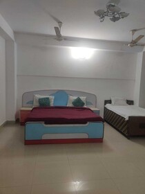 Hotel Abhishek Residency By The Arrow