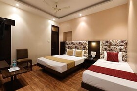 Hotel Amrit