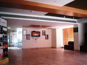 Hotel Anand Retreat