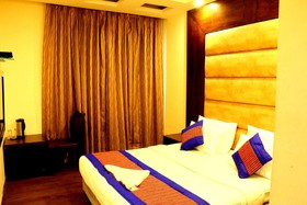 Hotel Benz International