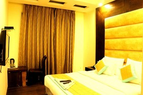 Hotel Benz International