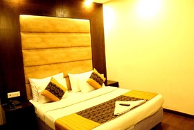 Hotel Benz International