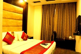 Hotel Benz International