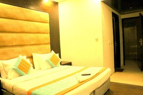Hotel Benz International