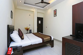 OYO Hotel City Castle