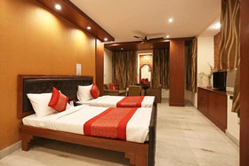 OYO Hotel City Castle