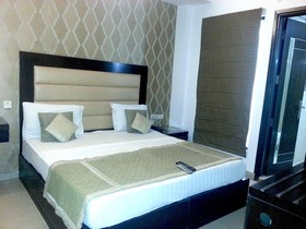 Hotel Delhi Pride