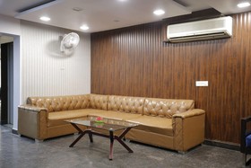 Hotel Delhi Pride