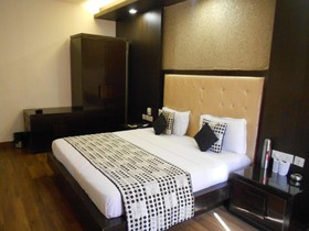 Hotel Delhi Pride