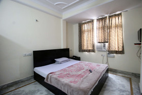 Hotel Dhawan
