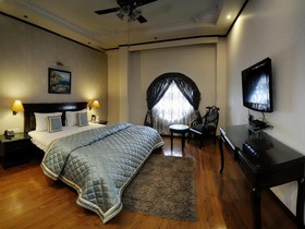 Hotel Diplomat Residency