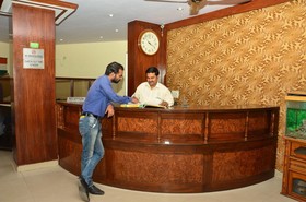 Hotel Global Inn