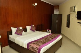 Hotel Global Inn