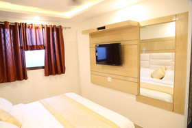 Hotel Glow Inn
