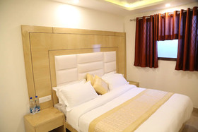 Hotel Glow Inn