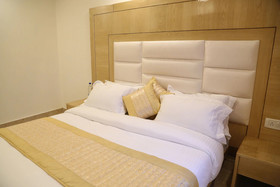Hotel Glow Inn