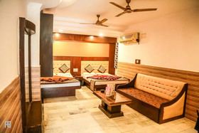 Hotel Glow Inn