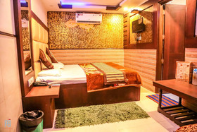 Hotel Glow Inn