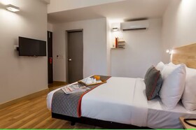 Hotel Golden Key