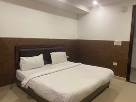 Hotel Golden Plam