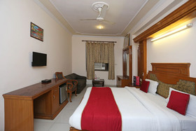 Hotel Gold Palace