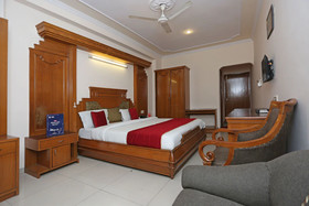 Hotel Gold Palace