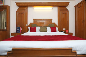 Hotel Gold Palace