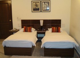 Hotel Grand Ffour