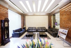 Venizia Sarovar Portico
