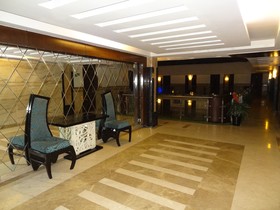 Venizia Sarovar Portico