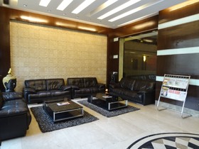 Venizia Sarovar Portico