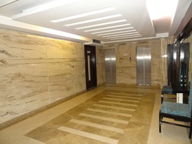 Venizia Sarovar Portico