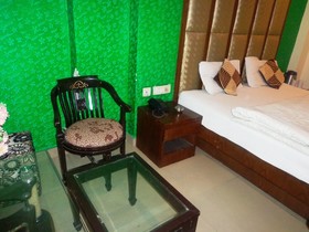 Hotel Guruvas Inn
