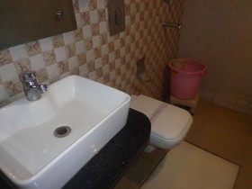 Hotel Guruvas Inn