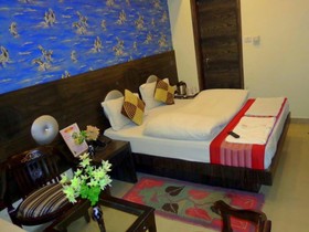 Hotel Guruvas Inn