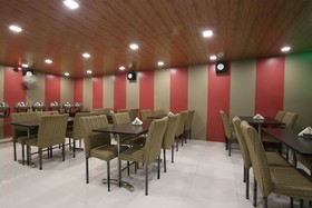 Hotel Hill Palace