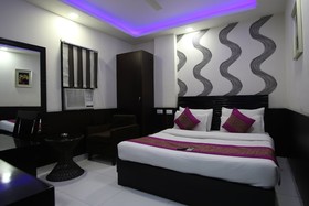 Hotel Hill Palace