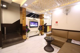 Hotel Hill Palace