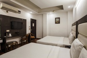 Hotel Karat 87 Inn